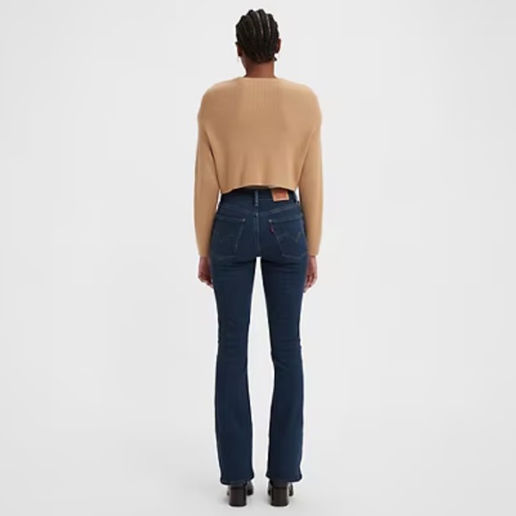 Levi’s High Rise Bootcut Jeans - Picture 5 of 5